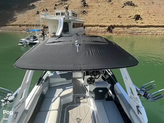 Malibu Wakesetter 22 LSV