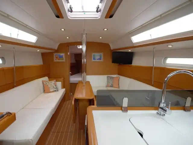 Jeanneau Sun Odyssey 379