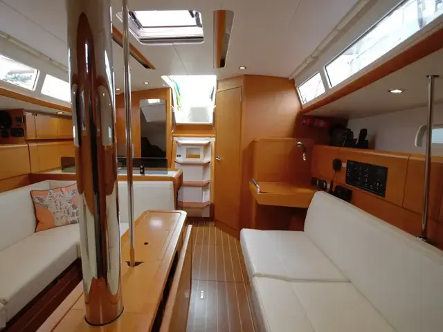 Jeanneau Sun Odyssey 379