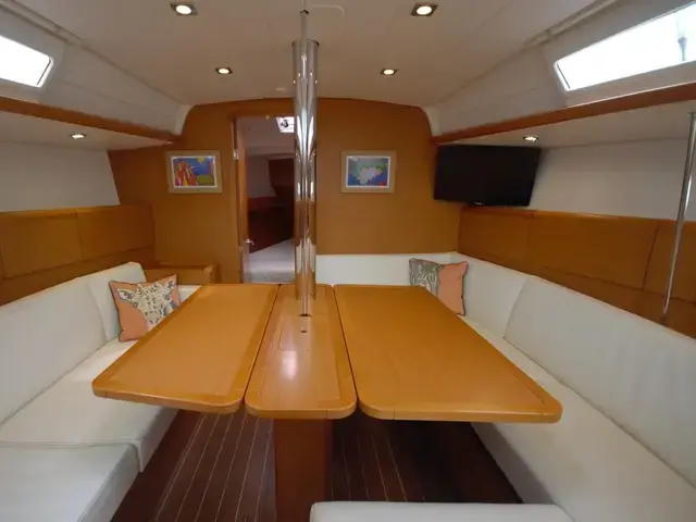 Jeanneau Sun Odyssey 379