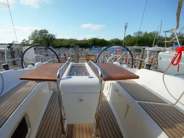 Jeanneau Sun Odyssey 379