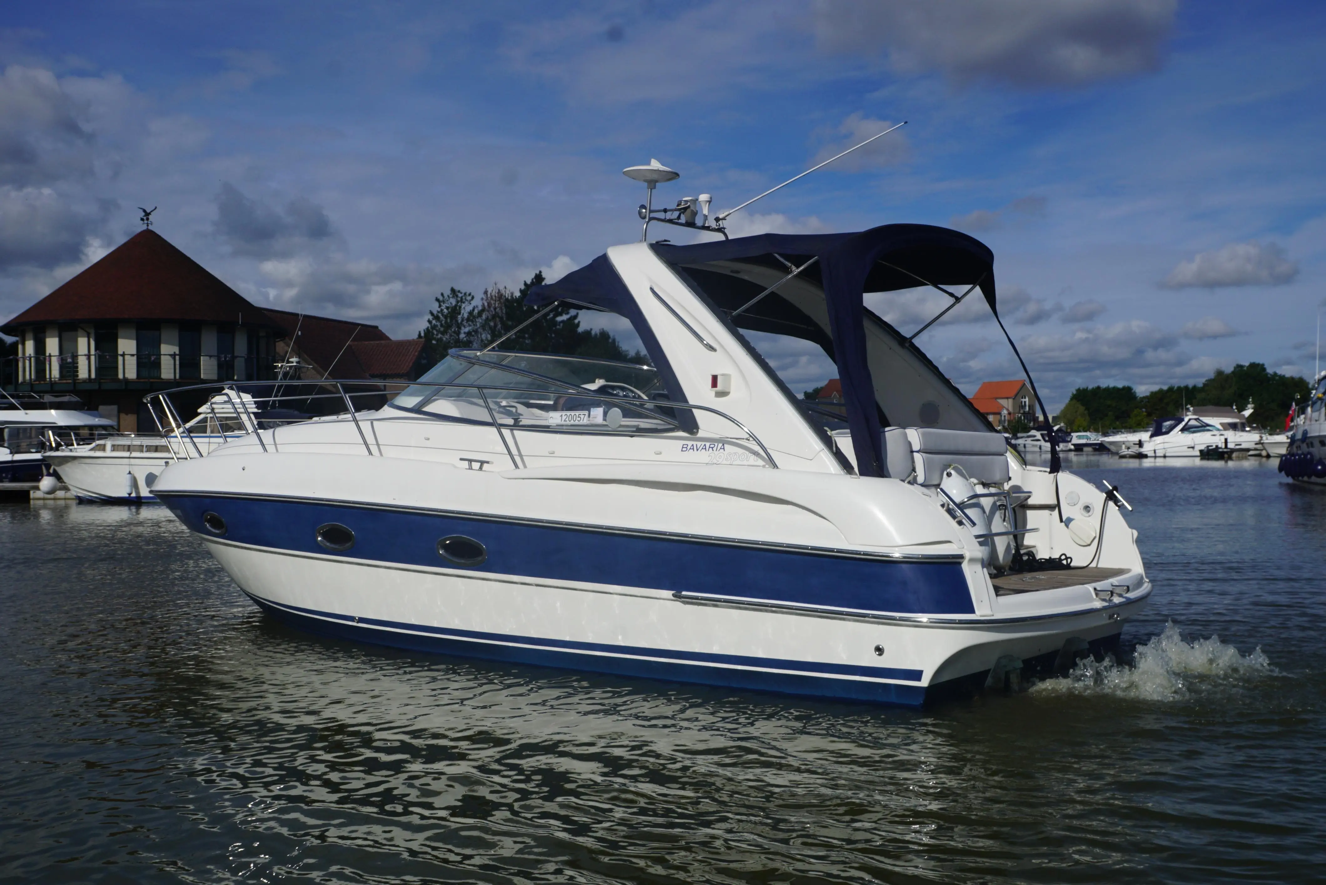 2006 Bavaria 29 sport