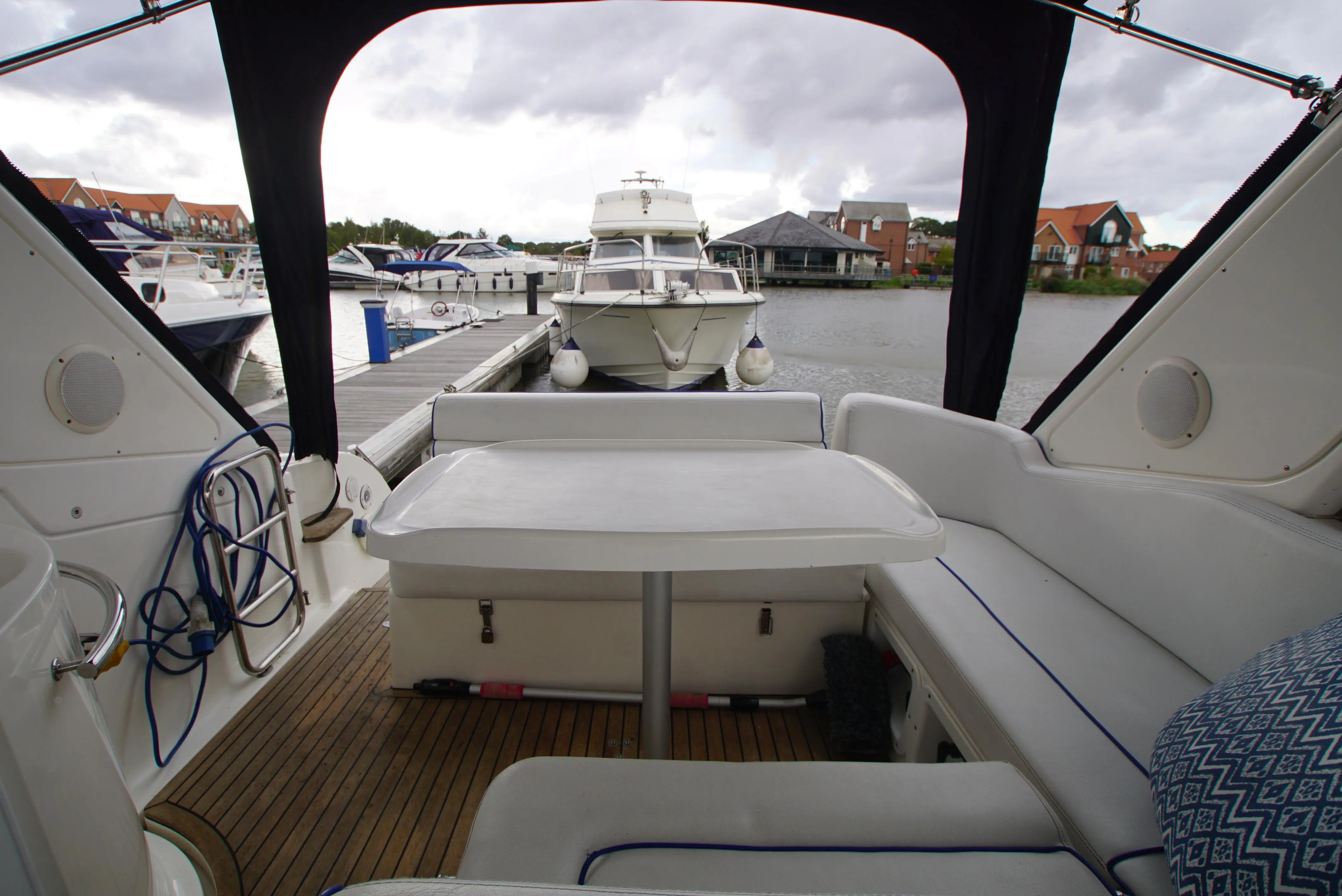 2006 Bavaria 29 sport