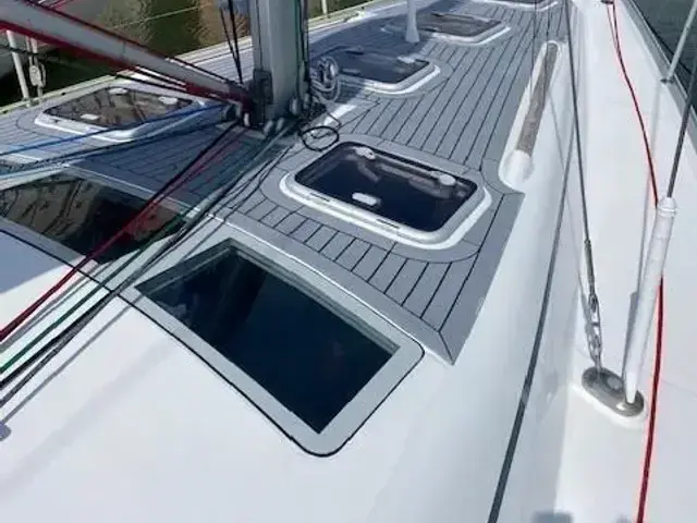 Beneteau Oceanis Clipper 393