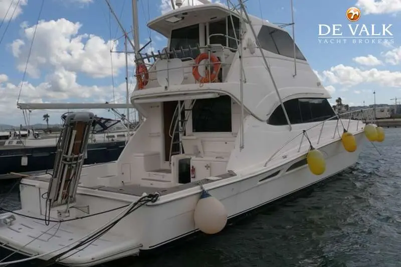 2005 Riviera 58 enclosed flybridge