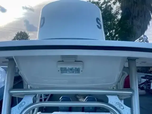 Robalo 240