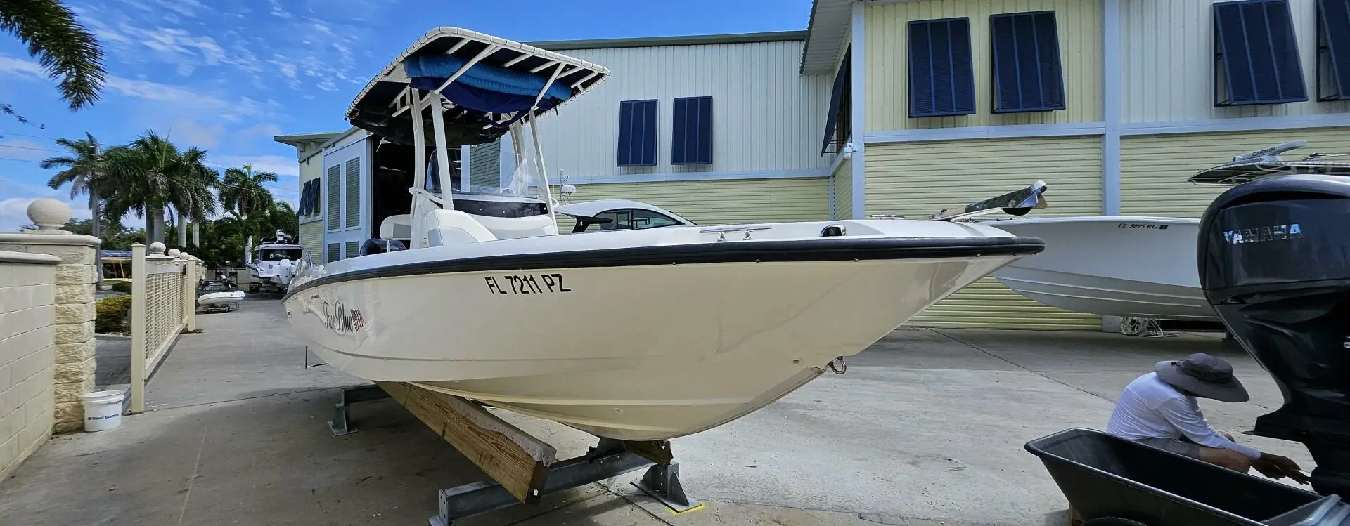 2016 Boston Whaler 240 dauntless