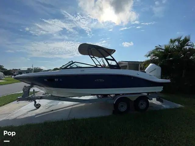 Sea Ray 210 SPX