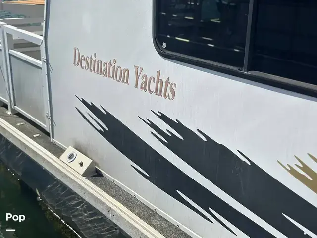 Destination Yacht 16x60