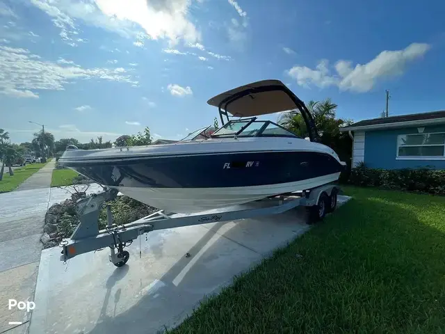 Sea Ray 210 SPX