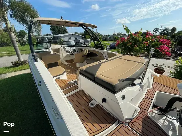 Sea Ray 210 SPX