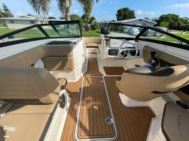 Sea Ray 210 SPX