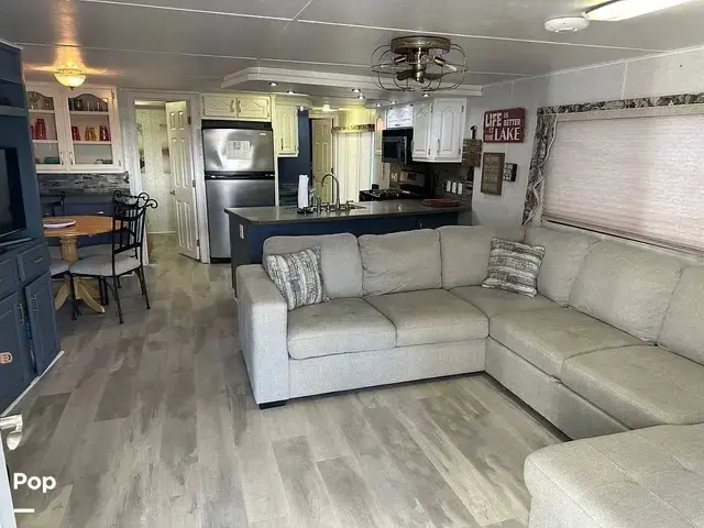 Destination Yacht 16x60