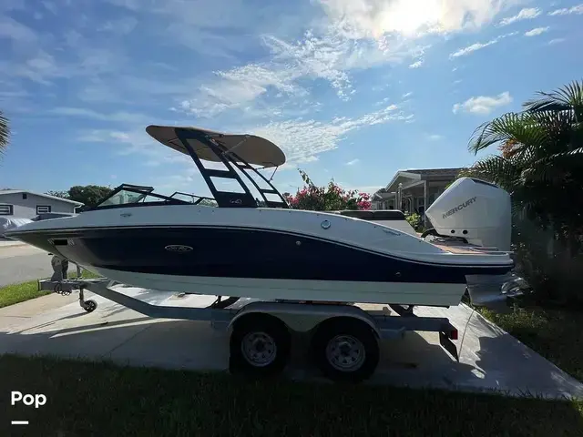 Sea Ray 210 SPX