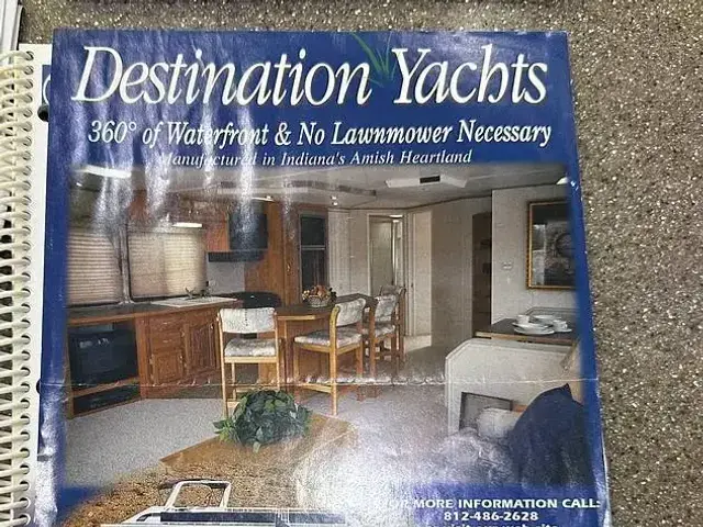 Destination Yacht 16x60