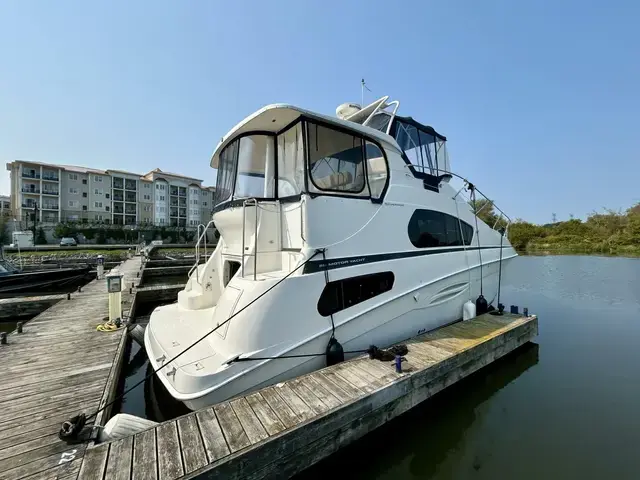 Silverton 39 Motor Yacht