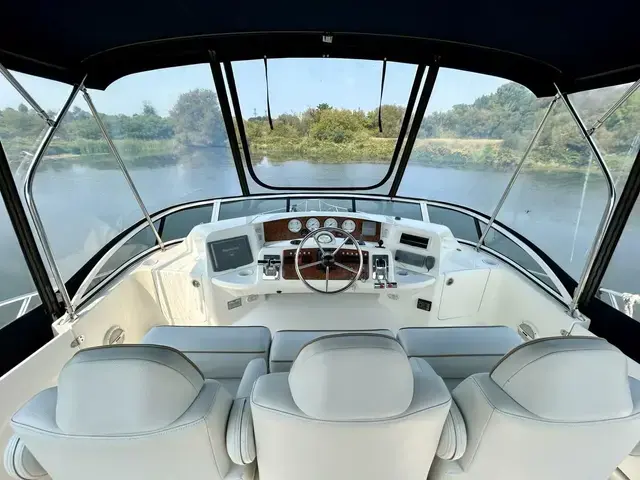 Silverton 39 Motor Yacht