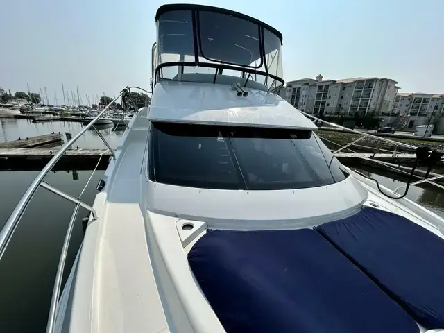 Silverton 39 Motor Yacht