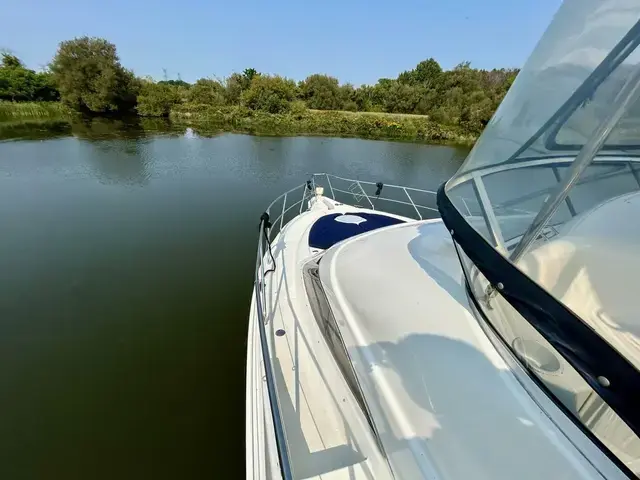 Silverton 39 Motor Yacht