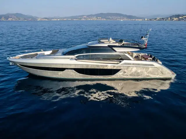 Riva 76 Perseo