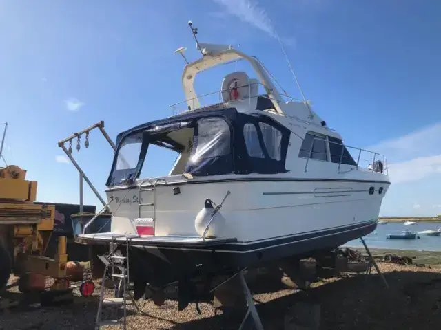 Marine Projects Princess 35 Flybridge