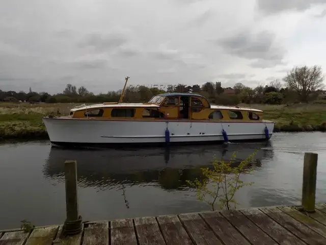 Windboats 38 AFT SALOON