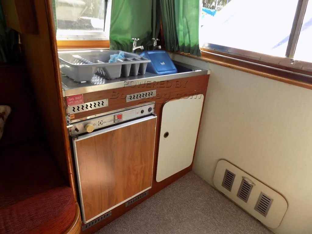 1978 Skipper 30 skipper aft cabin