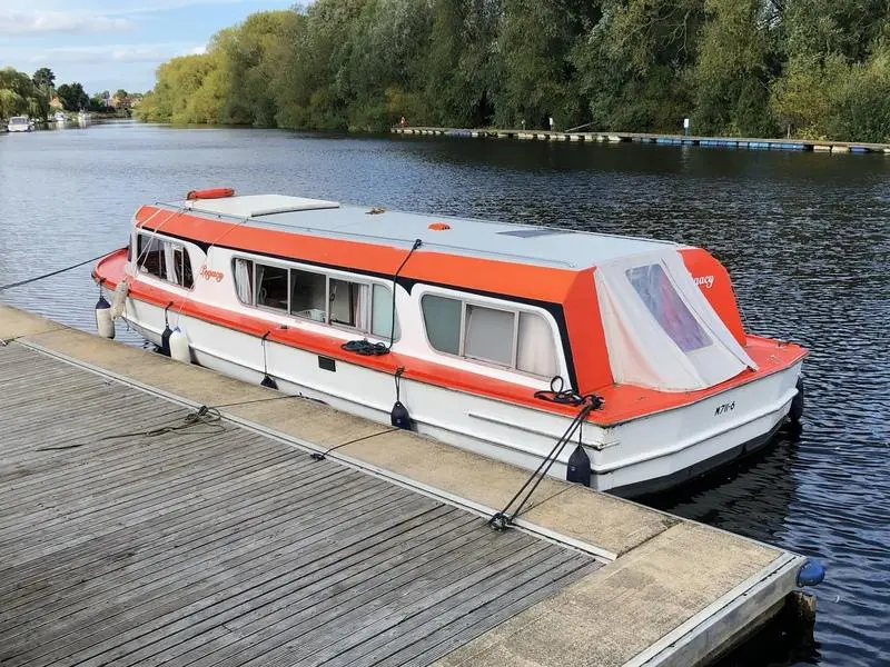 1980 Horizon cruiser - boat