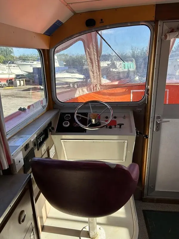 1980 Horizon cruiser - boat