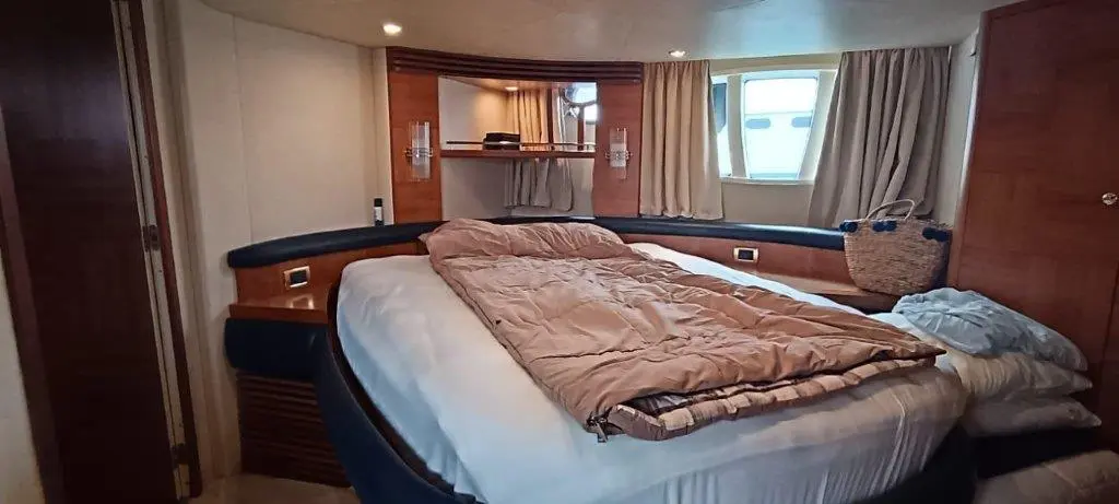 2002 Azimut 55