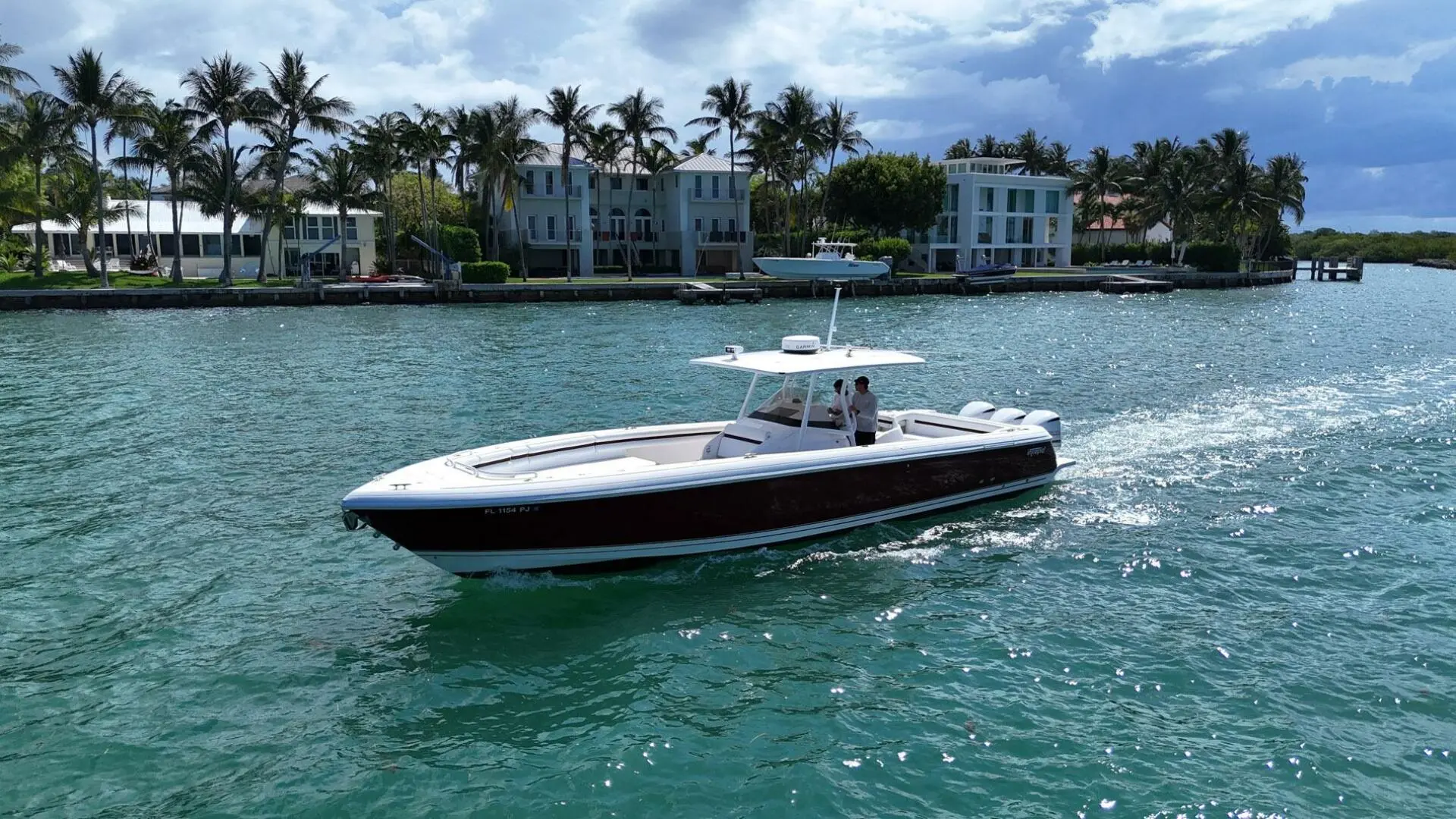 2012 Intrepid 400 center console