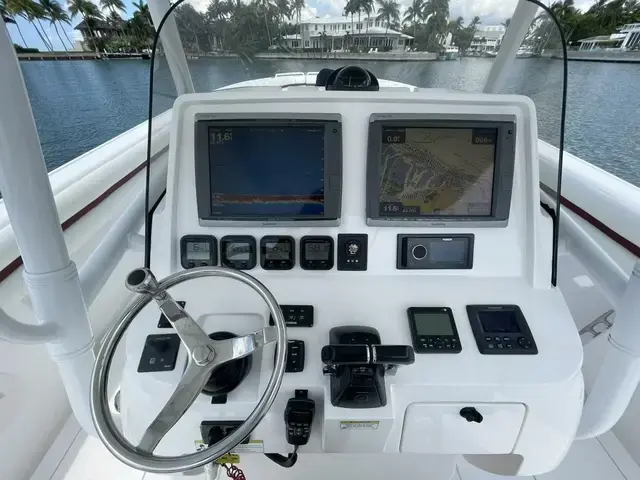 Intrepid Boats 400 Center Console