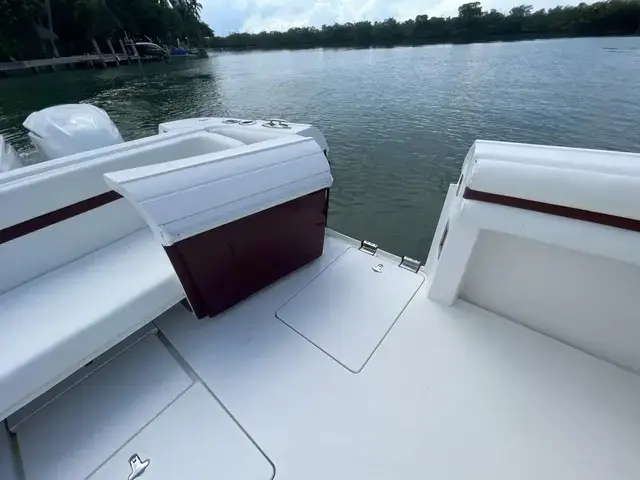 Intrepid Boats 400 Center Console