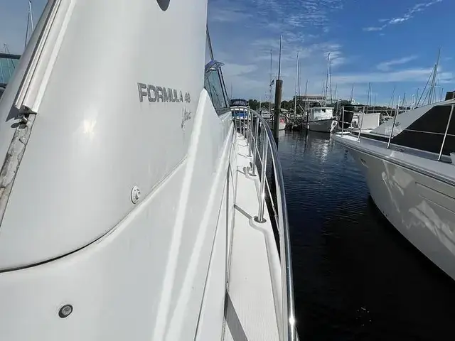 Formula F-48 Yacht