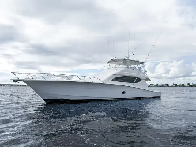 Hatteras 68 Convertible