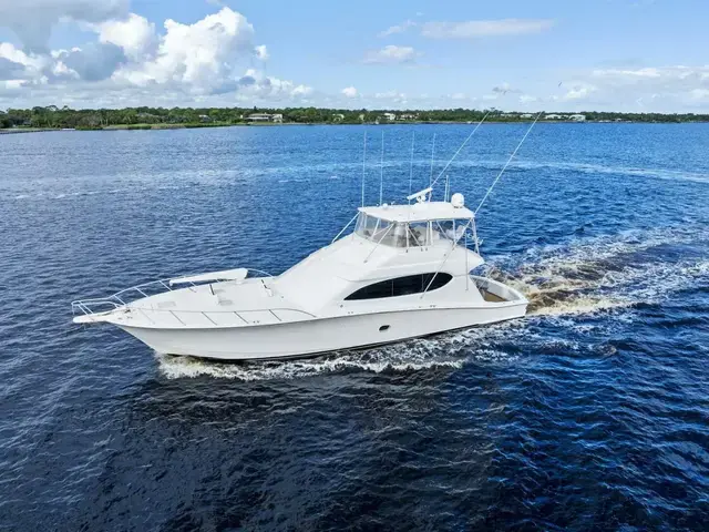 Hatteras 68 Convertible