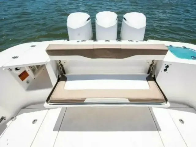 Edgewater boats 370CC