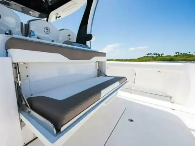 Edgewater boats 370CC