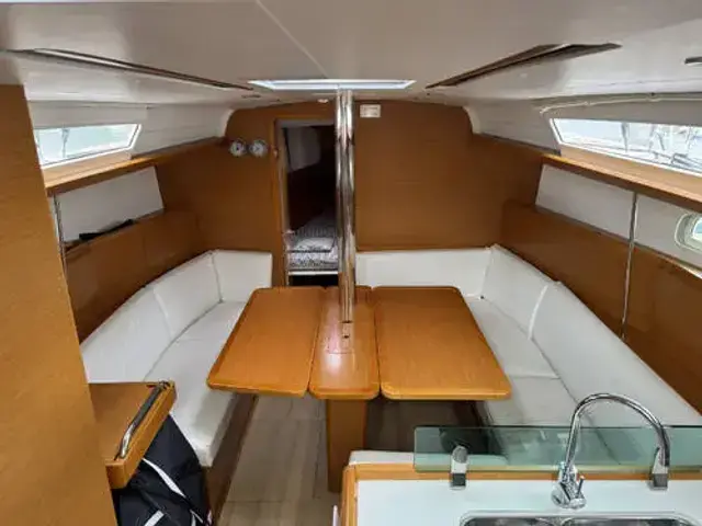 Jeanneau Sun Odyssey 389