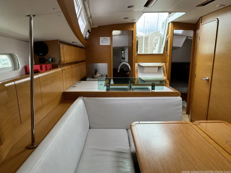 2017 Jeanneau sun odyssey 389