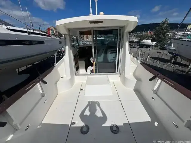 Beneteau Antares 710