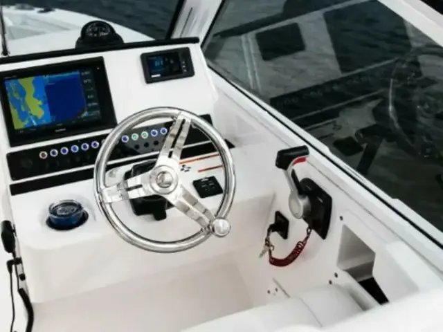 Edgewater boats 230CX