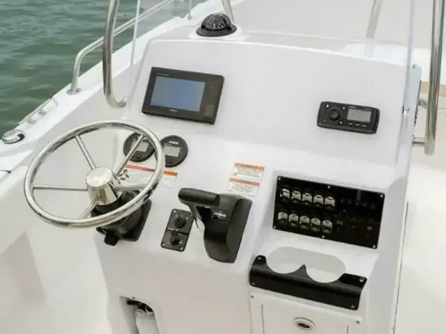 Edgewater boats 188CC