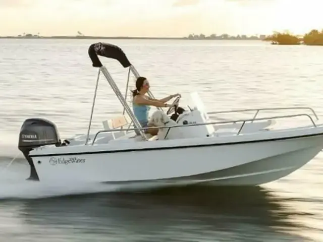 Edgewater boats 158CS