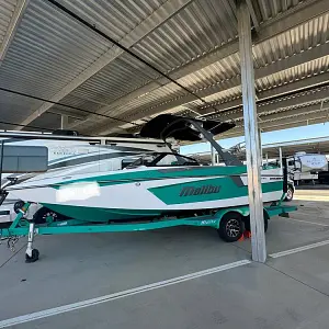 2021 Malibu Wakesetter 23 MXZ