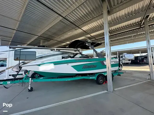 Malibu Wakesetter 23 MXZ