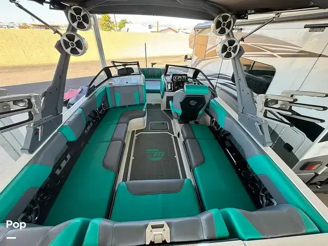 Malibu Wakesetter 23 MXZ