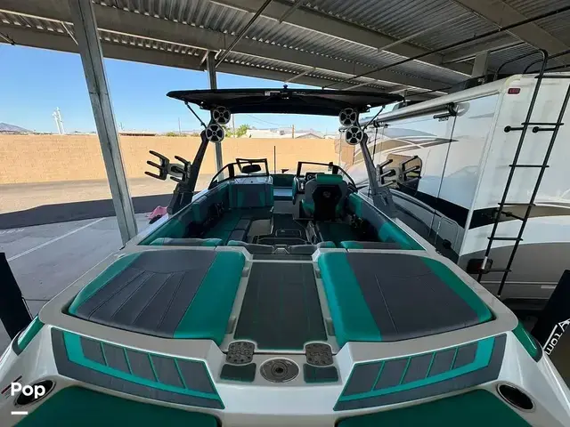 Malibu Wakesetter 23 MXZ