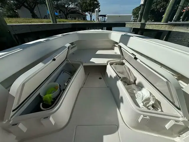 Jupiter Boats 38