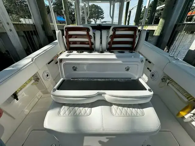 Jupiter Boats 38